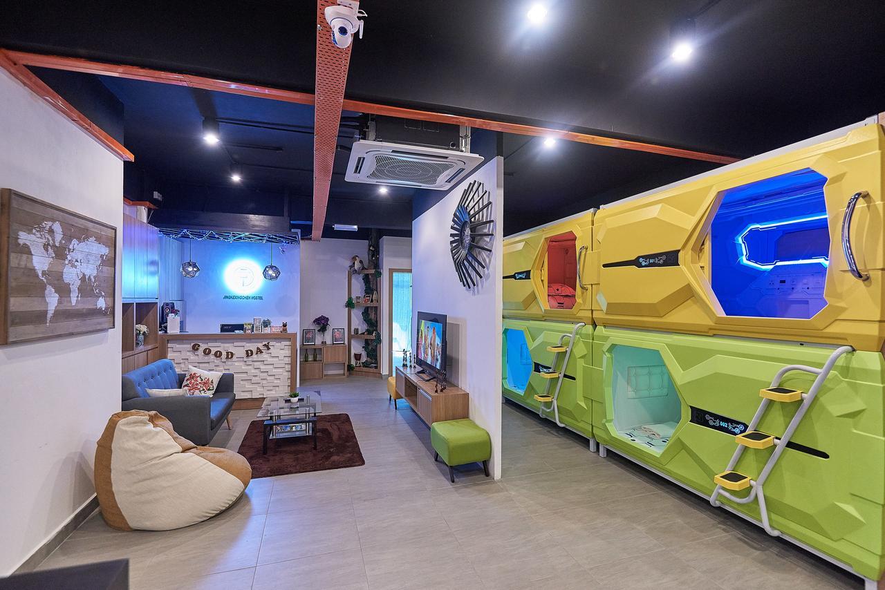 Jk Capsule Hostel Кота Кинабалу Екстериор снимка